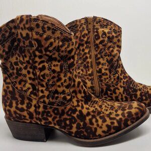 NEW Coconut By Matisse Boots 7.5M Casidy Animal Print Ankle Western Leopard $120